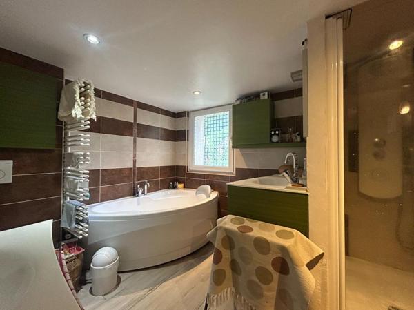 Maison Fontenay 4 chambres RER A à proximité + 2 terrasses/jardinet