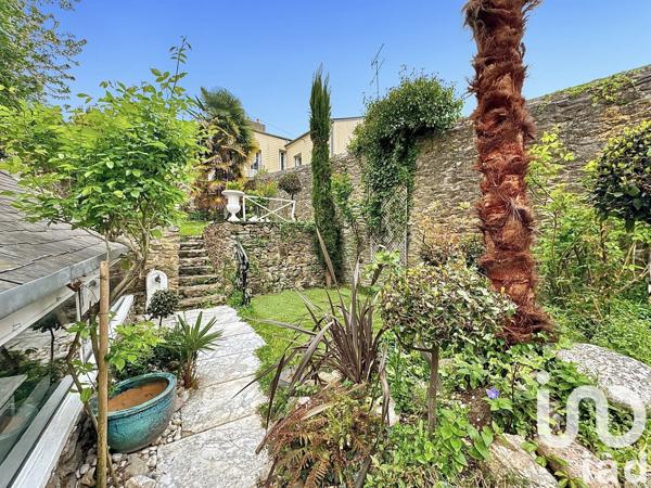 Maison à vendre 8 pièces 170 m² Laval