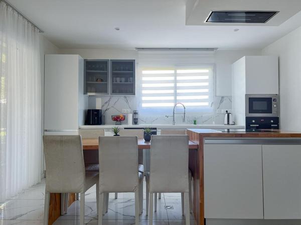 Maison à Trelazé de 5 pièces, 4 chambres avec jardin et garage