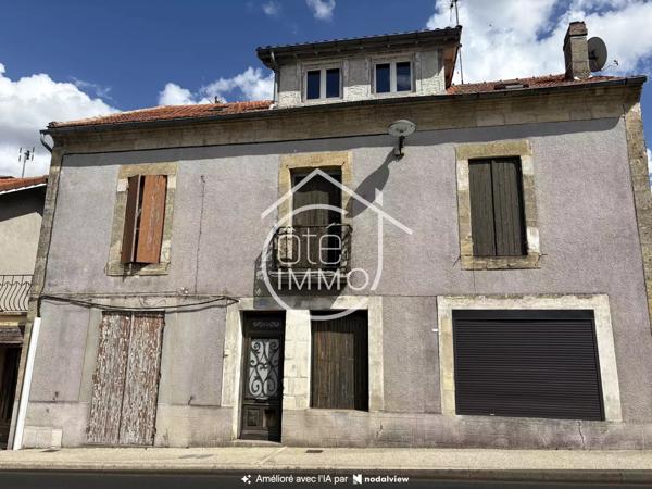 GARDONNE : Immeuble centre 6 pièces de 177m² avec cour