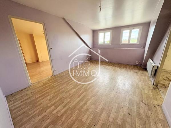 GARDONNE : Immeuble centre 6 pièces de 177m² avec cour