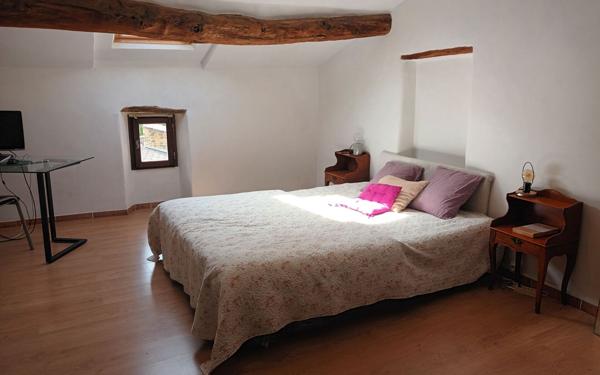 Maison à vendre    5 pièces •  Tuchan