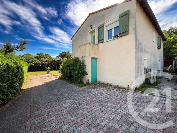 Maison à vendre  7 pièces - 80 m 2   NIMES  - 30