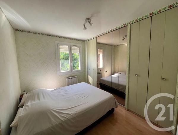 Maison à vendre  7 pièces - 80 m 2   NIMES  - 30