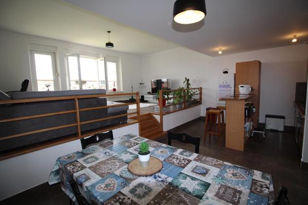 Dpt Moselle (57), à louer ZIMMING appartement T5 avec garage
