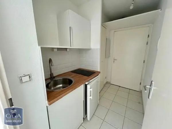 Appartement à louer 1 pièce 18.85m² Aix-en-Provence (13100)