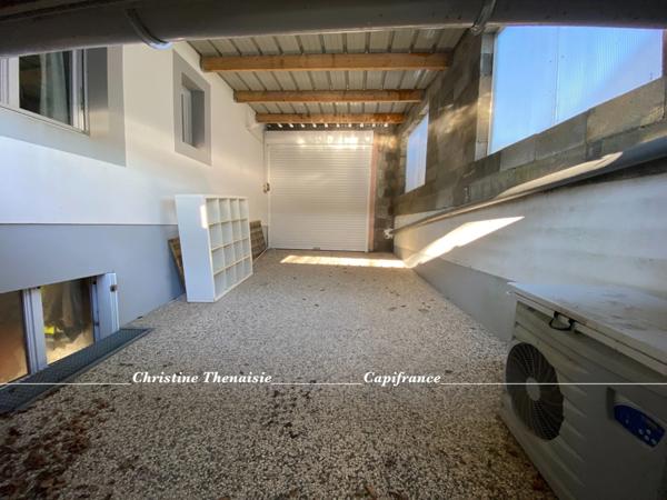 Maison à vendre Centre ville - Piscine chauffée sous dôme - 3 chambres - Grand garage + Garage pour Camping-car COEX (85)