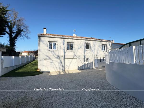 Maison à vendre Centre ville - Piscine chauffée sous dôme - 3 chambres - Grand garage + Garage pour Camping-car COEX (85)