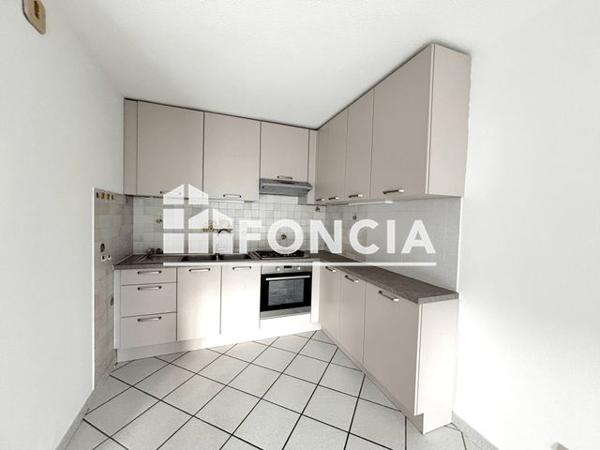 Location Appartement 4 pièces 78 m² - LE PLEIN SOLEIL Voreppe 38340