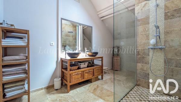 Maison à vendre 6 pièces 167 m² Moret-Loing-et-Orvanne