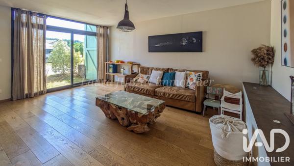 Maison à vendre 6 pièces 167 m² Moret-Loing-et-Orvanne