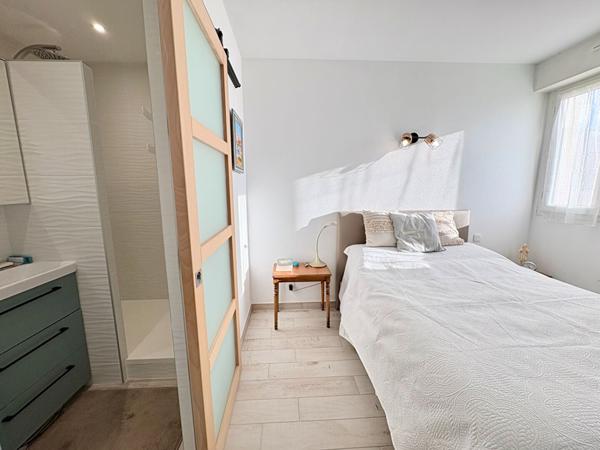 Appartement Sete 2 pièces 37,43 m² terrasse et garage