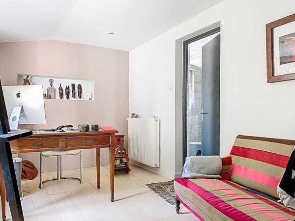 Charmante maison de 4 chambres : Tranquillité et Proximité !