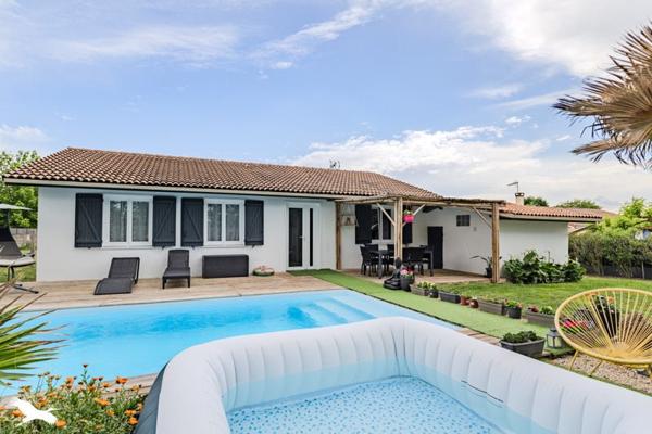 Maison à vendre |                                       Saint-André-de-Cubzac |                                        4 pièces  |  90 m²