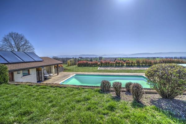 Dpt Ain (01), à vendre ECHENEVEX maison P5 de 324,04 m² - Terrain de 10 000,00 m² - Plain pied