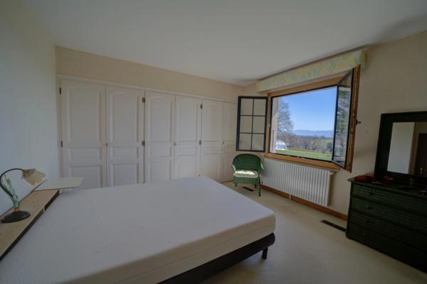 Dpt Ain (01), à vendre ECHENEVEX maison P5 de 324,04 m² - Terrain de 10 000,00 m² - Plain pied