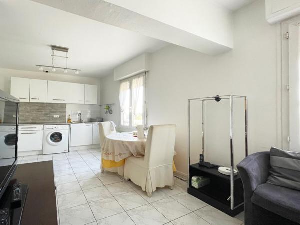 À  8 minutes du centre de Nantes – Appartement T3 avec vue sur Loire (6 960 € de rapport/an)