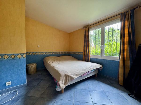 Vente                                                      Maison
                        
                     7 pièces                      151 m2                     à Bornel