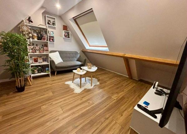 Maison 12 pièces - 250 m²