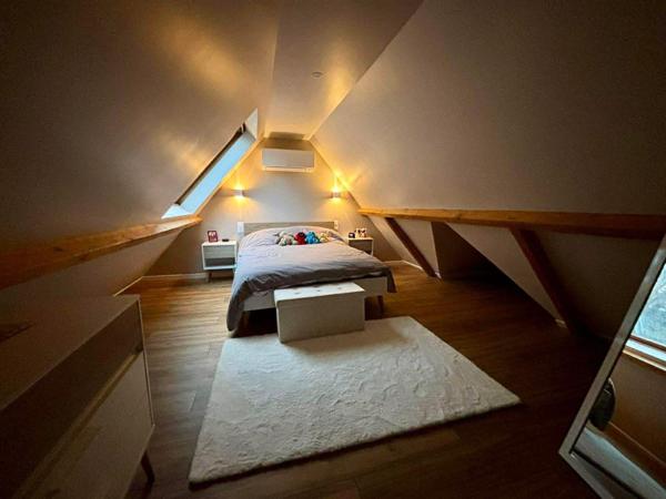 Maison 12 pièces - 250 m²