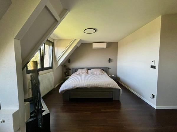 Maison 12 pièces - 250 m²