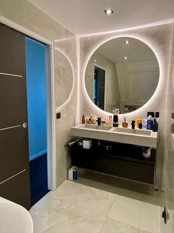 Maison 12 pièces - 250 m²