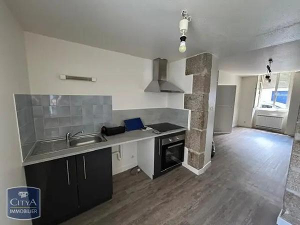 Appartement à louer 2 pièces 43.17m² Guéret (23000)