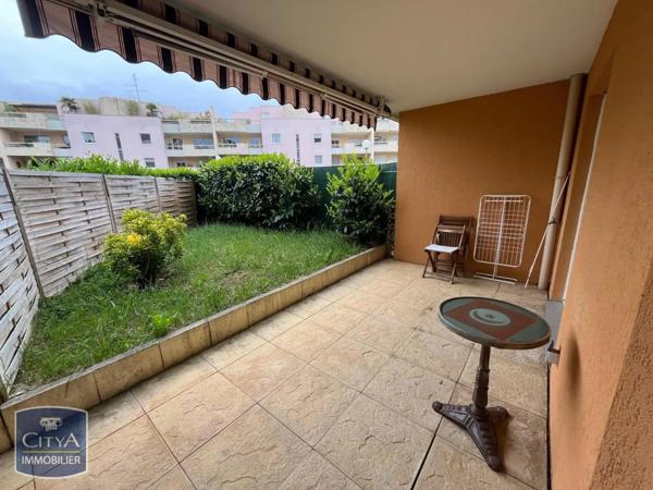 Appartement à louer 1 pièce 35m²