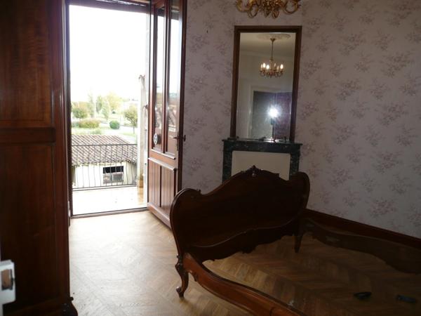 ⚜ CHATEAUBERNARD A Vendre MAISON Proche Centre Ville COGNAC ⚜