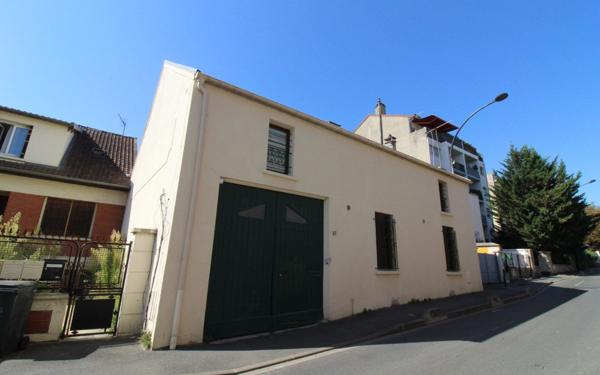 Immeuble à vendre    14 pièces • 363 m2 Champigny-sur-Marne