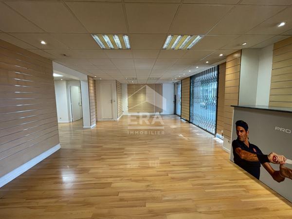 Local commercial Annecy Avenue de Genève - 94 m2