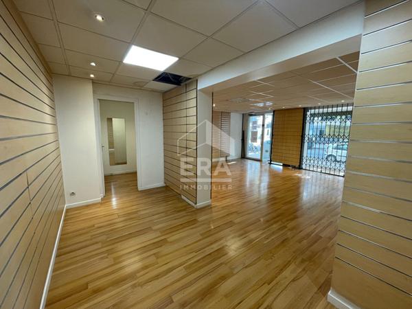 Local commercial Annecy Avenue de Genève - 94 m2