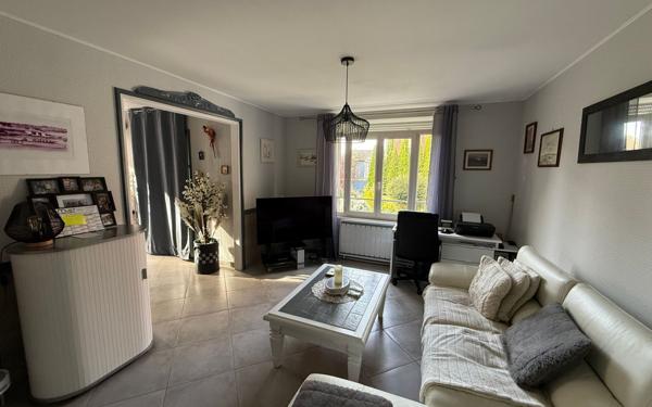 Maison à vendre    3 pièces • 117 m2 Saint-Quentin