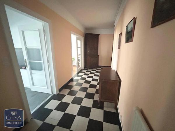 Appartement à louer 3 pièces 93m²