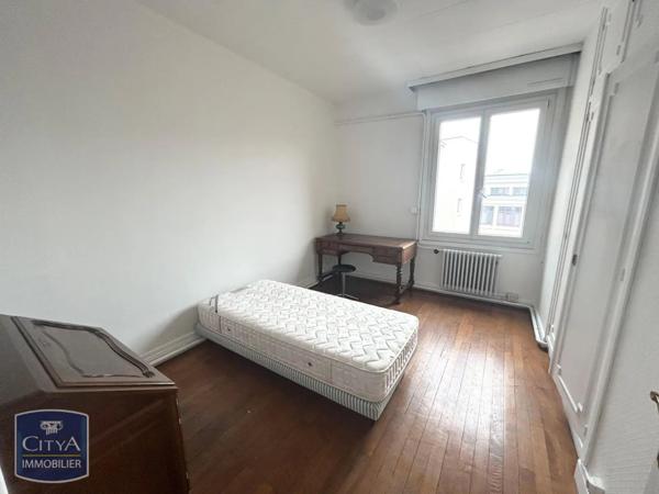Appartement à louer 3 pièces 93m²