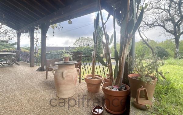 Charmante maison en pierre avec 4 chambres, 10 minutes de Beaulieu sur Dordogne