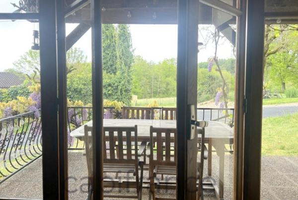 Charmante maison en pierre avec 4 chambres, 10 minutes de Beaulieu sur Dordogne