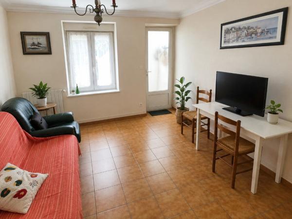 Maison Concarneau 95m² sur 289 m² e terrain  , entrée de ville commerces à pied