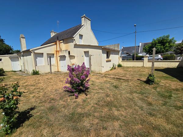 Maison Concarneau 95m² sur 289 m² e terrain  , entrée de ville commerces à pied