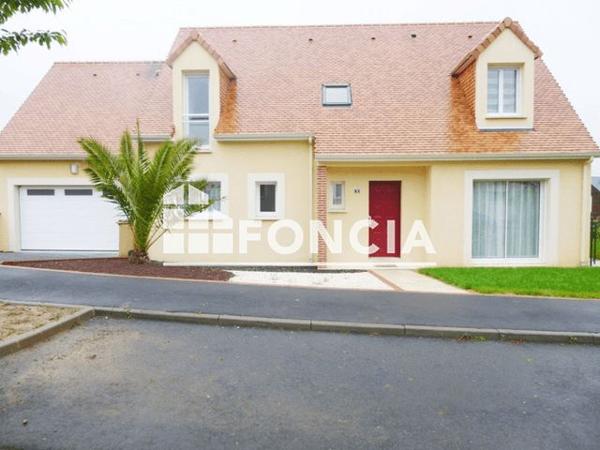 Location Maison 6 pièces 149 m² - 11 RUE DE ROME La Chapelle St Aubin 72650