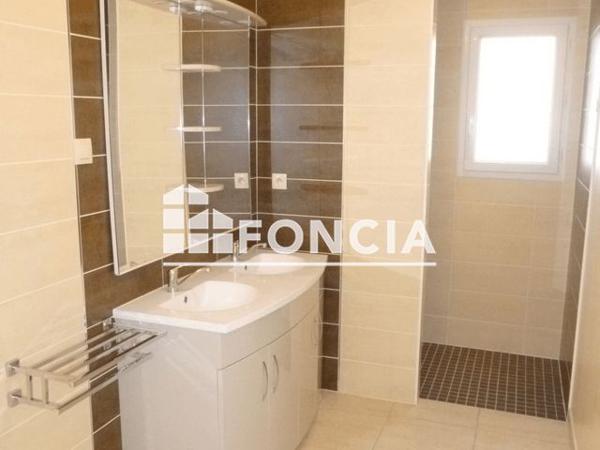 Location Maison 6 pièces 149 m² - 11 RUE DE ROME La Chapelle St Aubin 72650