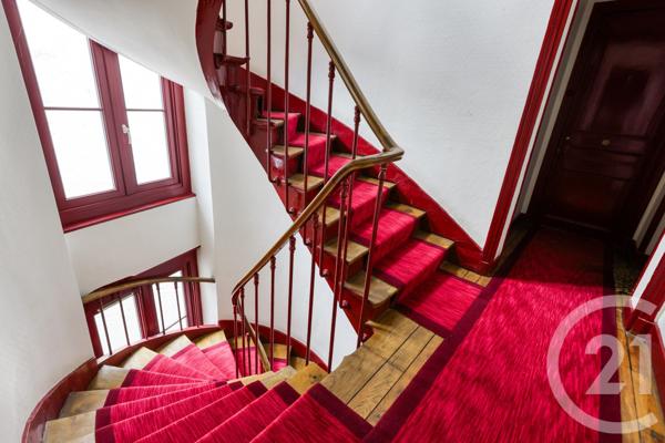 Appartement F2 Bis à vendre  3 pièces - 51 m 2   PARIS  - 75011