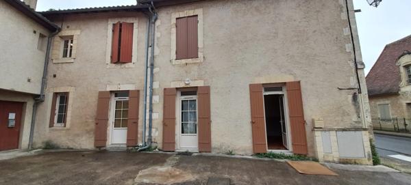 Immeuble à vendre LE BUGUE (24)