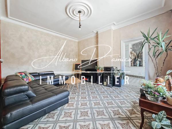 Maison individuelle style fermette avec dépendances et grand potentiel à Marcoing