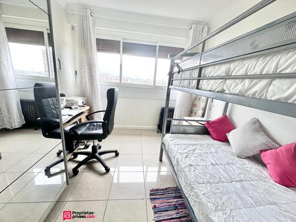 EXCLUSIVITÉ -90 m² -3 CHAMBRES - PARKING + CAVE - À SAISIR !
