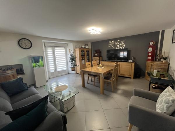 Maison
         5 pièces
        - 119 m² 179 000 € *