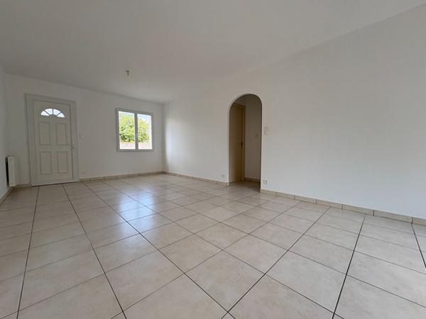 Maison 3 pièces - Nalliers - 2 chambres