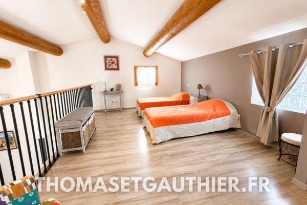 Mormoiron Maison 90 m² en bordure de ruisseau sur terrain de 458m2