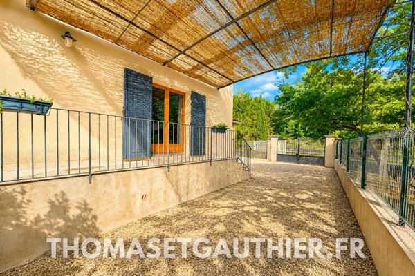 Mormoiron Maison 90 m² en bordure de ruisseau sur terrain de 458m2