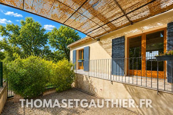 Mormoiron Maison 90 m² en bordure de ruisseau sur terrain de 458m2